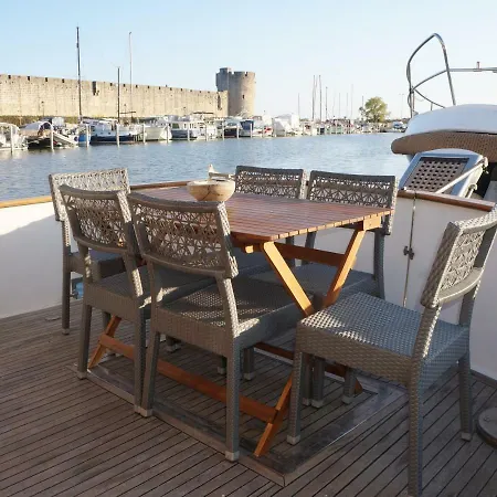 L'artemia Bateau A Quai Hotel en barco Aigues-Mortes
