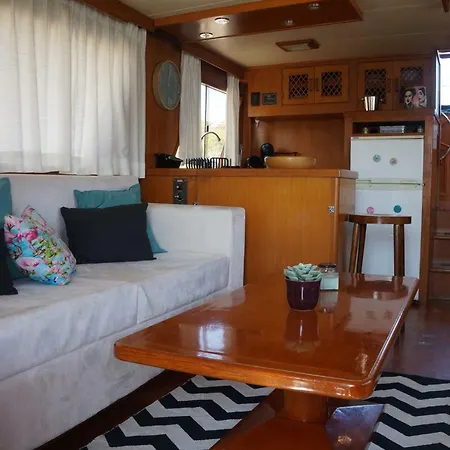 Hotel en barco L'artemia Bateau A Quai *